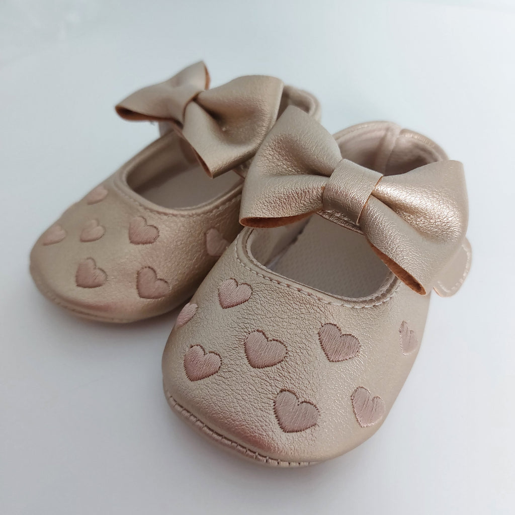 Baby Girl Leather Shoes - Gold with Hearts