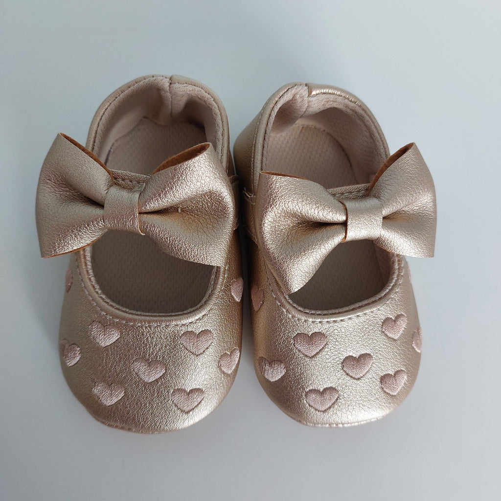 Baby Girl Leather Shoes - Gold with Hearts