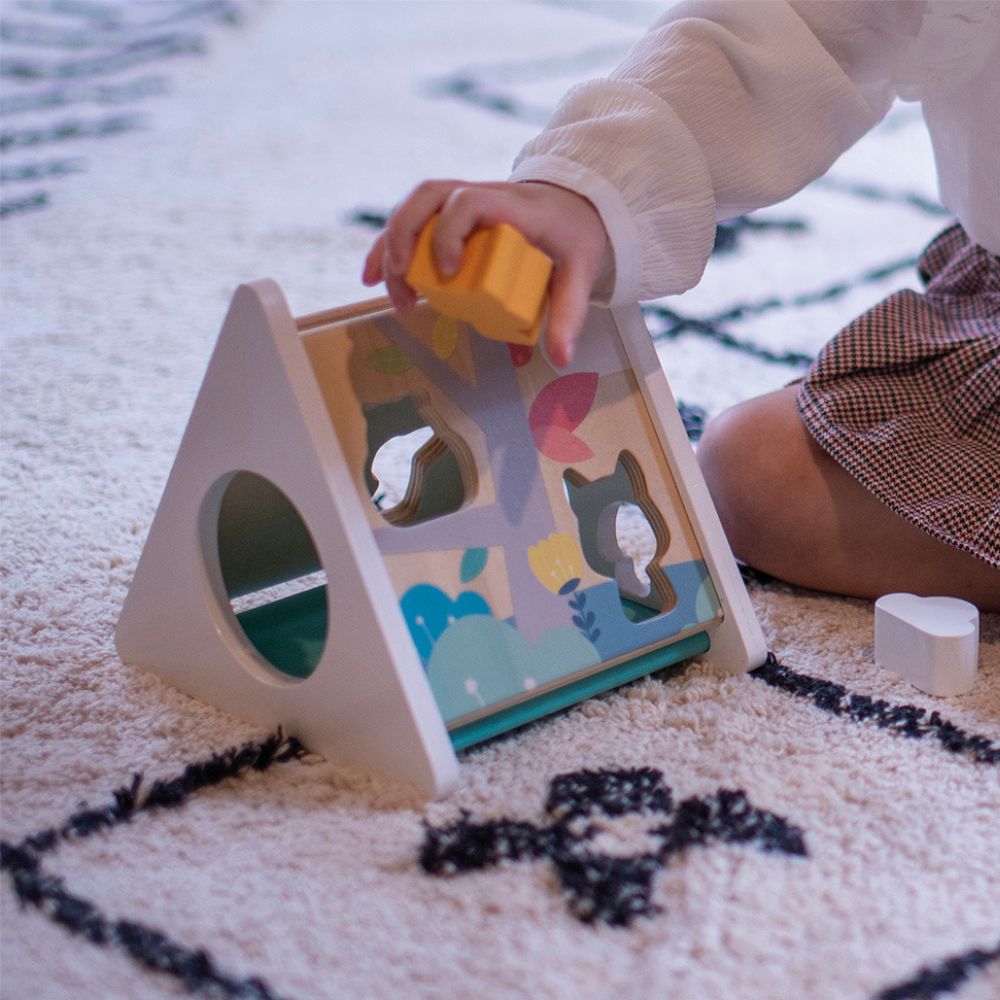 Forest Animals Shape Sorter by Janod | Cotton Planet