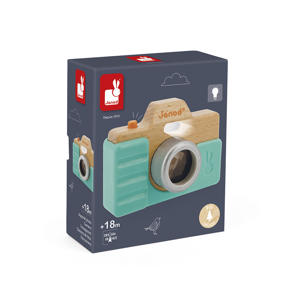 Wooden Camera with Flash by Janod | Cotton Planet