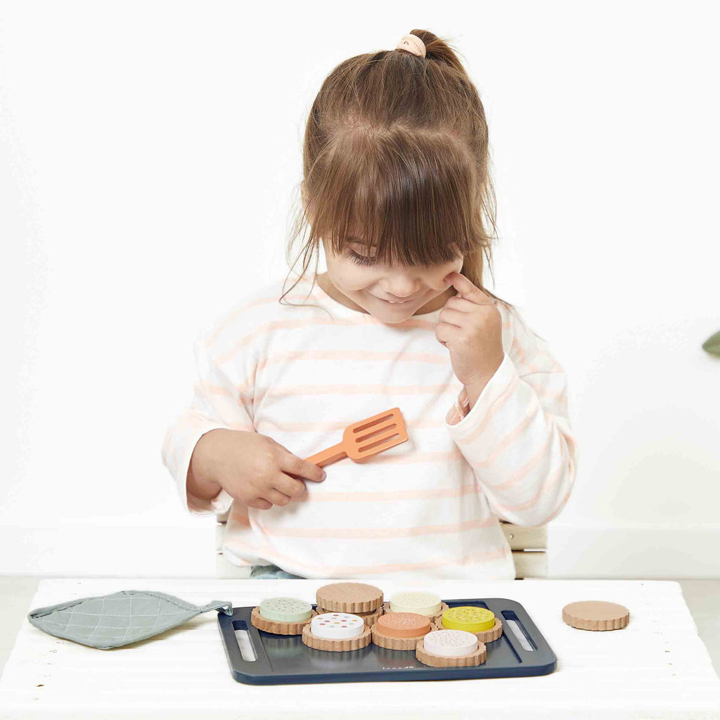 Wooden Cookie Workshop Playset Play Set by Janod | Cotton Planet