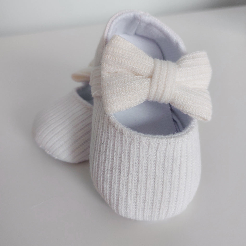 Knitted Cotton Baby Girl Shoes - White