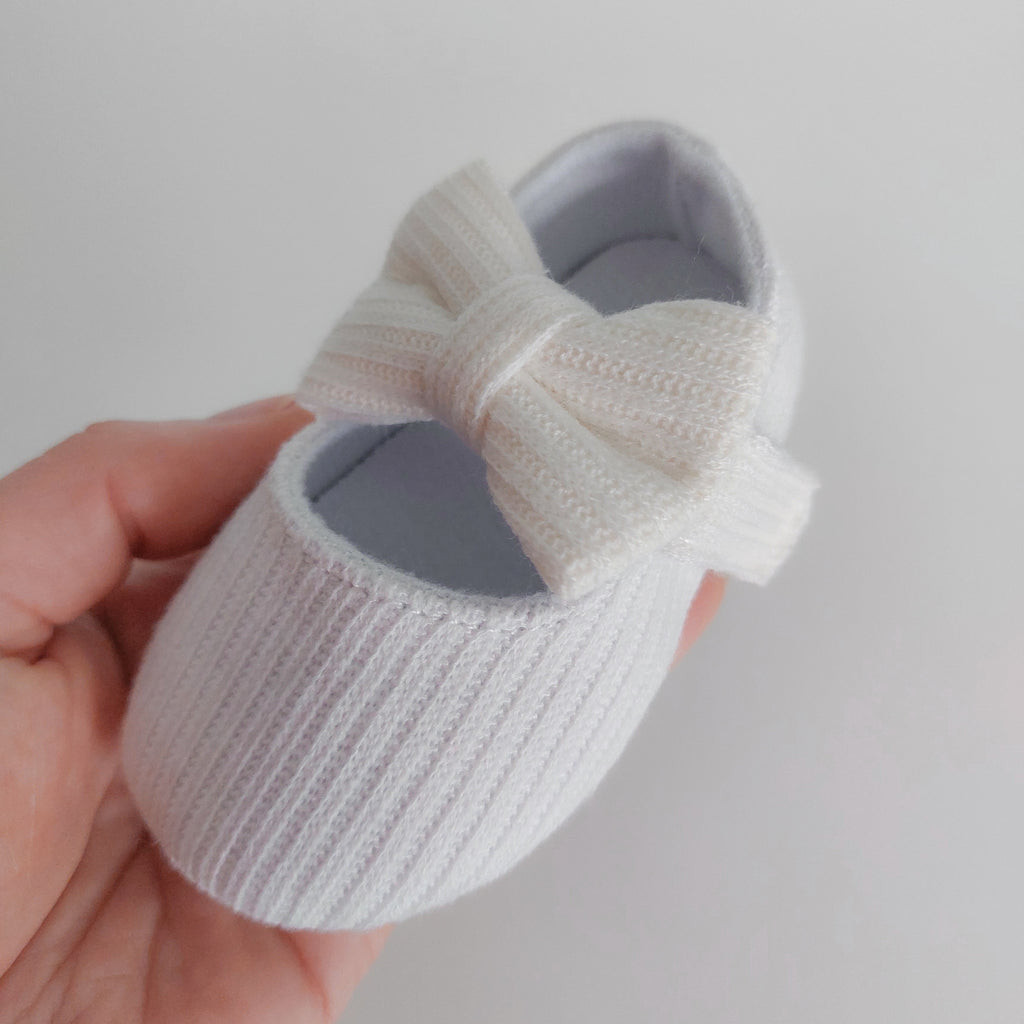 Knitted Cotton Baby Girl Shoes - White