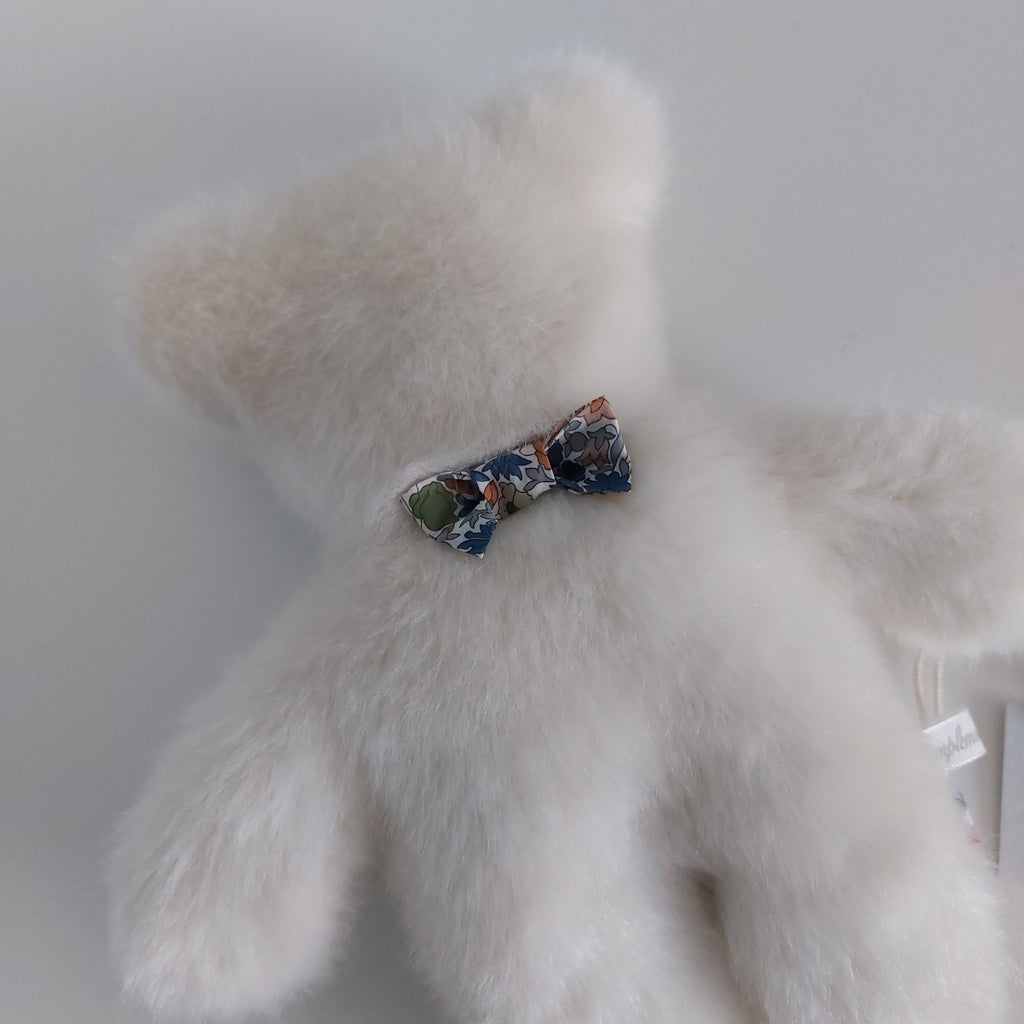 Luxurious Beige Plush Bear
